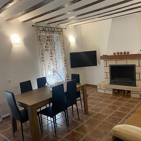 Agradable Casa Con Chimenea Interior Y Barbacoa. Villa Graja de Iniesta Екстериор снимка