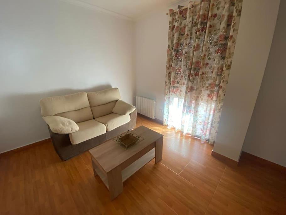 Agradable Casa Con Chimenea Interior Y Barbacoa. Villa Graja de Iniesta Екстериор снимка