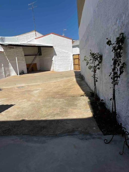 Agradable Casa Con Chimenea Interior Y Barbacoa. Villa Graja de Iniesta Екстериор снимка