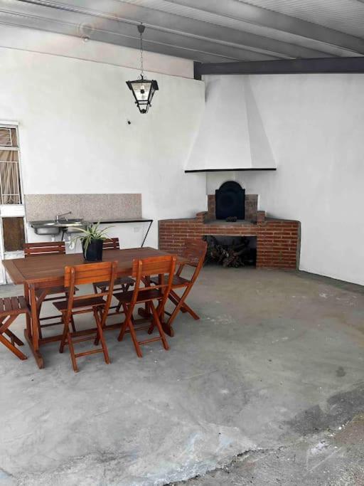 Agradable Casa Con Chimenea Interior Y Barbacoa. Villa Graja de Iniesta Екстериор снимка