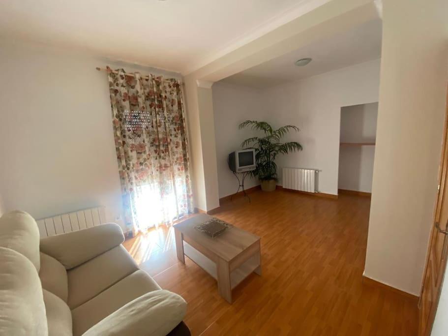 Agradable Casa Con Chimenea Interior Y Barbacoa. Villa Graja de Iniesta Екстериор снимка